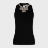 Broderad stickad topp
