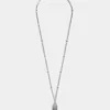Halsband med kristalltofsar