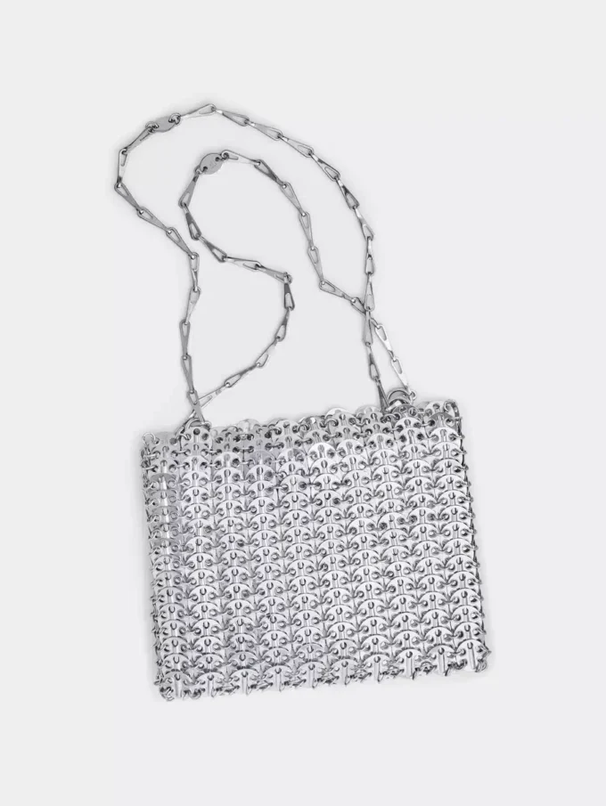 Ikonisk silverfärgad 1969-väska