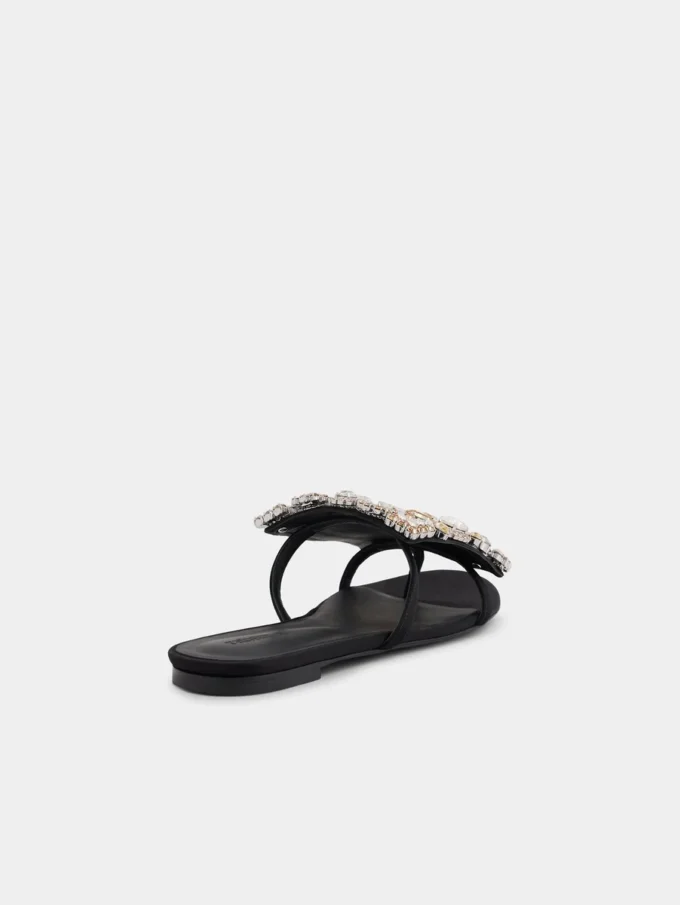 Platta sandaler med strass