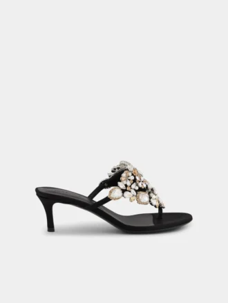 Sandaler med låg klack och strass