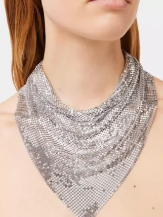 Silverfärgad kedjemail-scarf