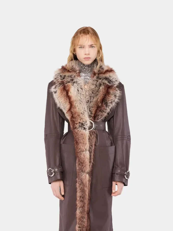 Trenchcoat med fuskpälskant